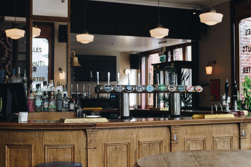 Camden Enterprise Hotel - Bar