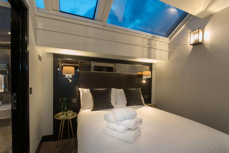 Camden Enterprise Hotel - Genel