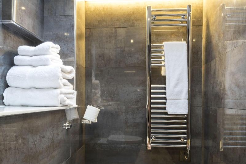 Camden Enterprise Hotel - Oda