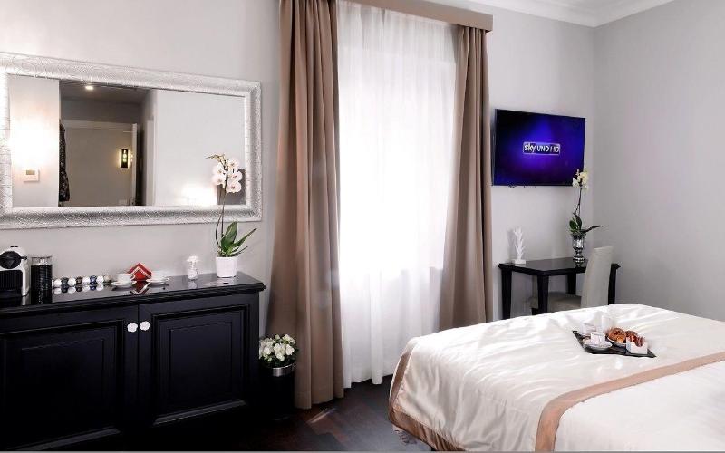 Piazza Di Spagna Suite De Charme - Oda