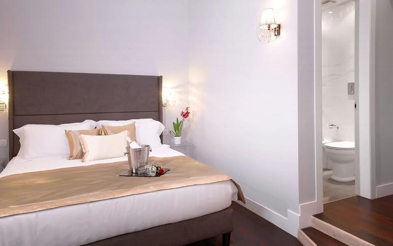 Piazza Di Spagna Suite De Charme - Oda