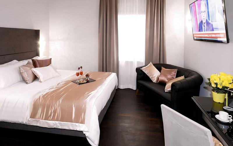 Piazza Di Spagna Suite De Charme - Oda