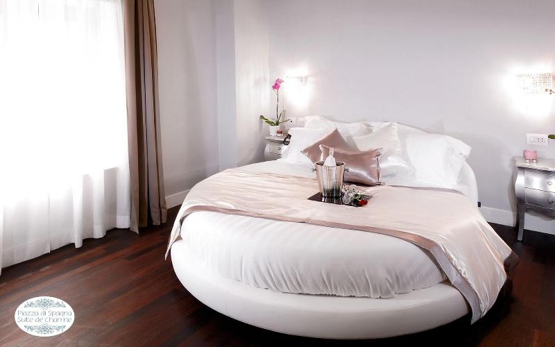 Piazza Di Spagna Suite De Charme - Oda