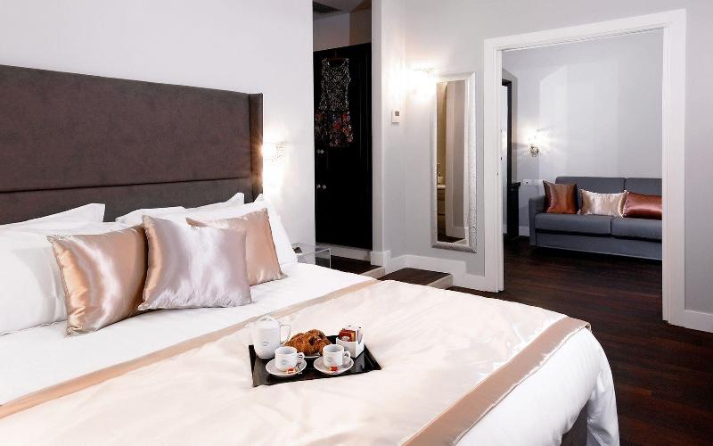 Piazza Di Spagna Suite De Charme - Oda