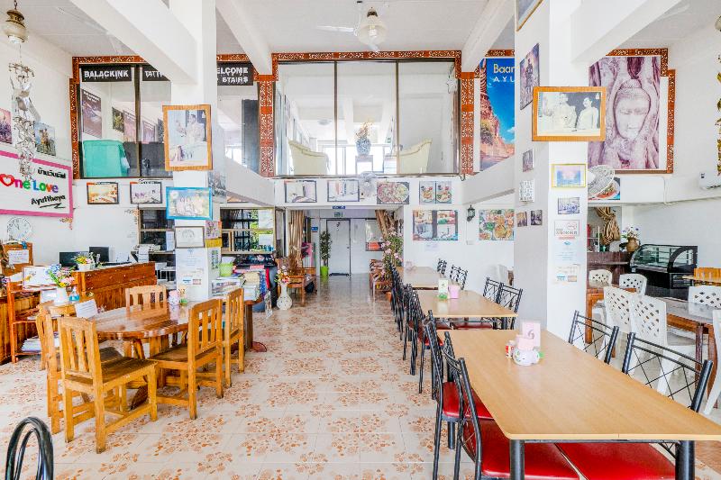 OYO 906 Bann One Love - Restoran