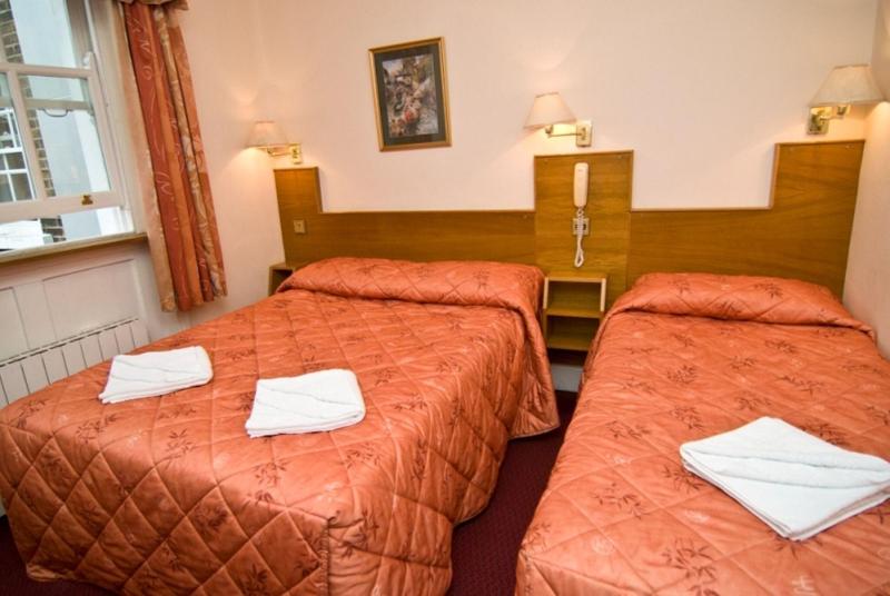 Alexandra Hotel - Oda