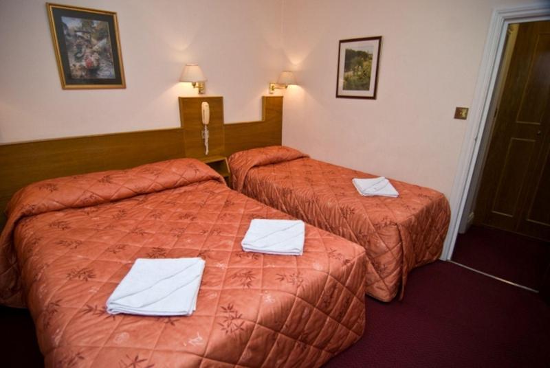 Alexandra Hotel - Oda
