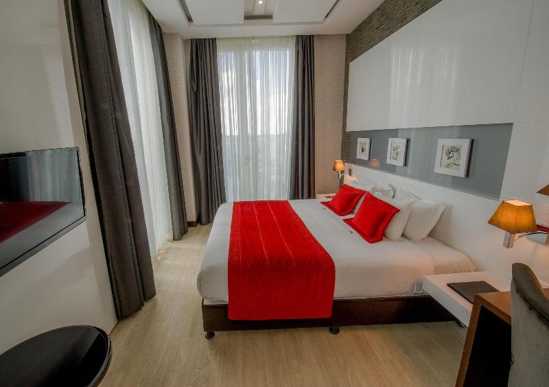 Grand Hotel Downtown - Oda