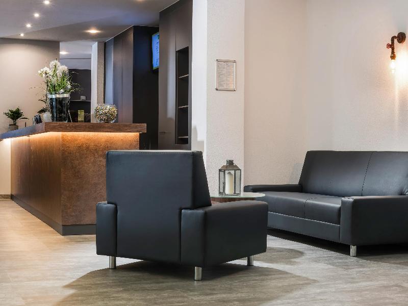 Ibis Budget Marne-La-Vallée Noisy-Le-Grand - Lobi