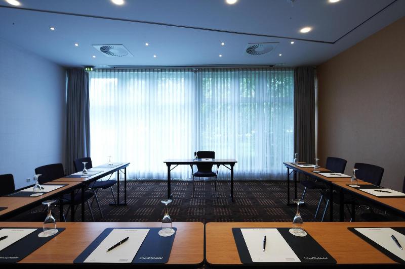 Ibis Budget Marne-La-Vallée Noisy-Le-Grand - Toplantı