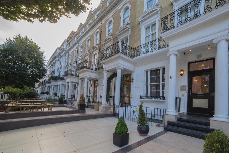 Imperial Court Suites - Genel