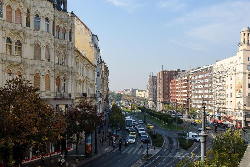 Karoly Corner Residences - Genel