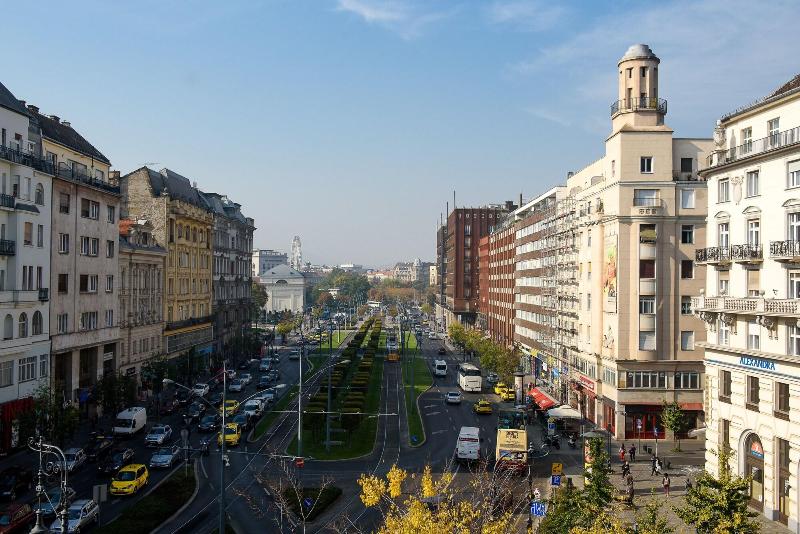Karoly Corner Residences - Genel