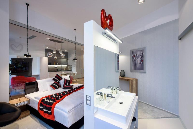 Karoly Corner Residences - Oda