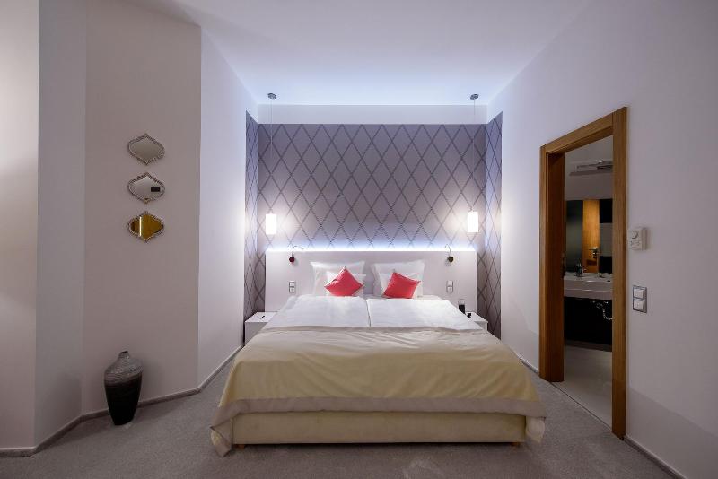 Karoly Corner Residences - Oda