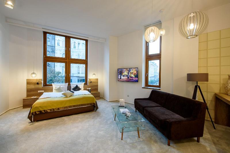 Karoly Corner Residences - Oda