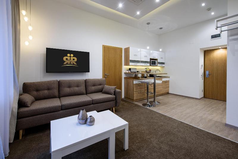 Karoly Corner Residences - Oda
