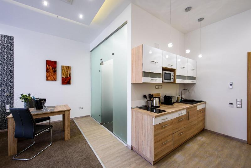 Karoly Corner Residences - Oda