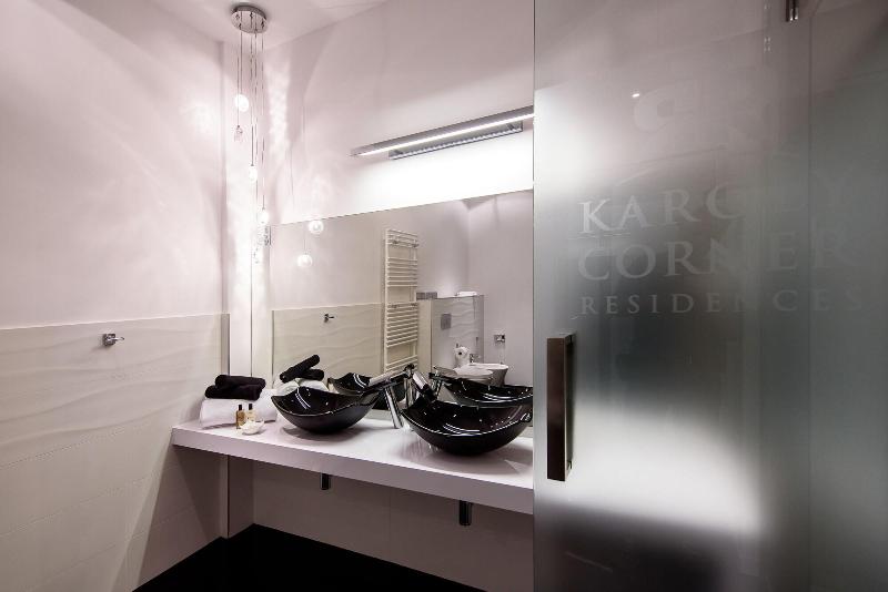 Karoly Corner Residences - Oda