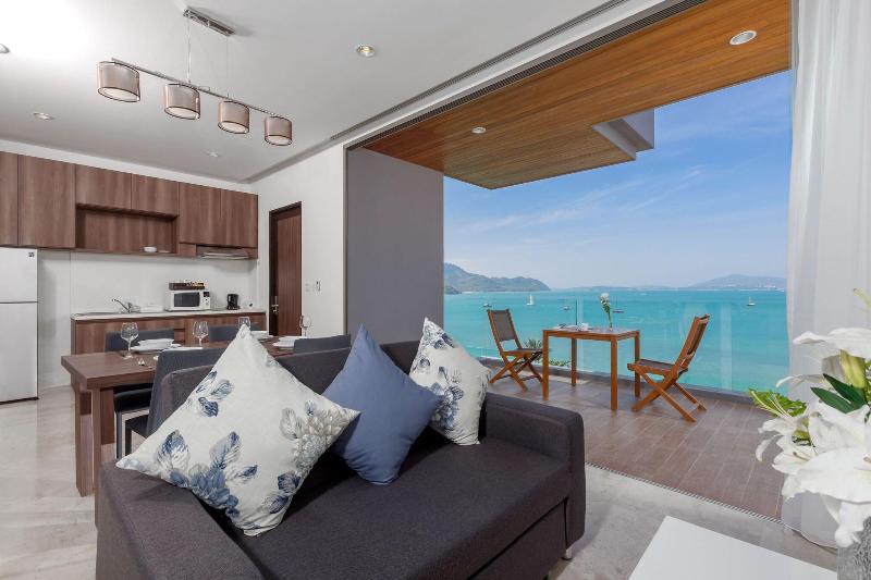 X10 Seaview Suites At Panwa Beach - Oda