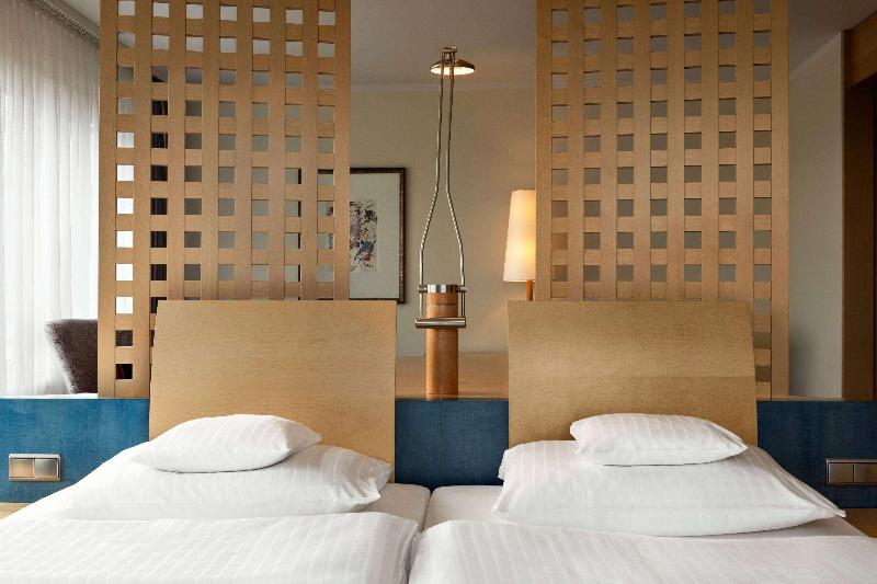 Vienna House by Wyndham Remarque Osnabruck - Oda