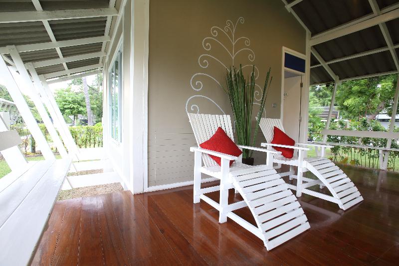 Bangsaen Heritage Hotel - Oda
