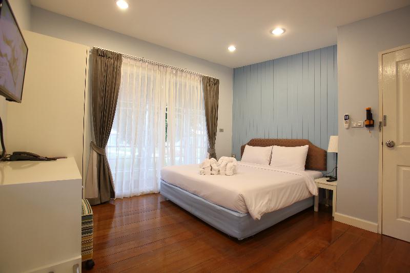 Bangsaen Heritage Hotel - Oda