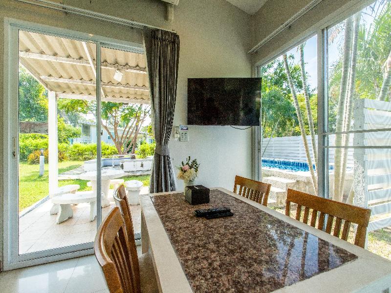 Bangsaen Heritage Hotel - Oda