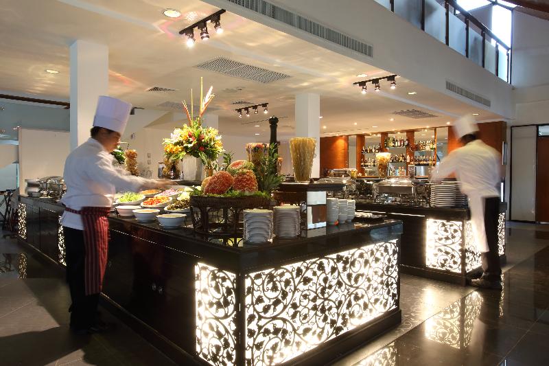 Bangsaen Heritage Hotel - Restoran