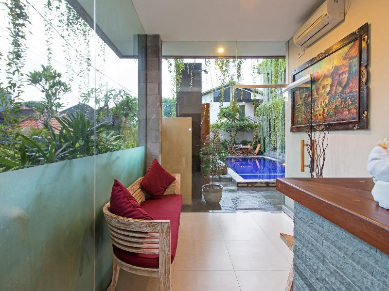 Vansari Hotel Seminyak - Lobi