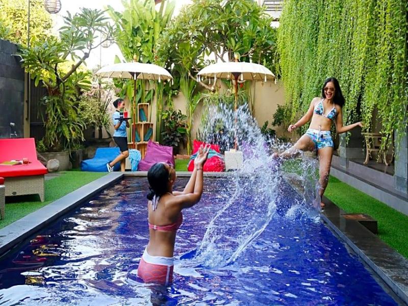 Vansari Hotel Seminyak - Genel
