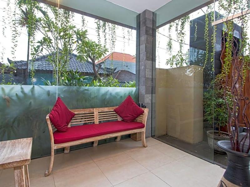 Vansari Hotel Seminyak - Genel