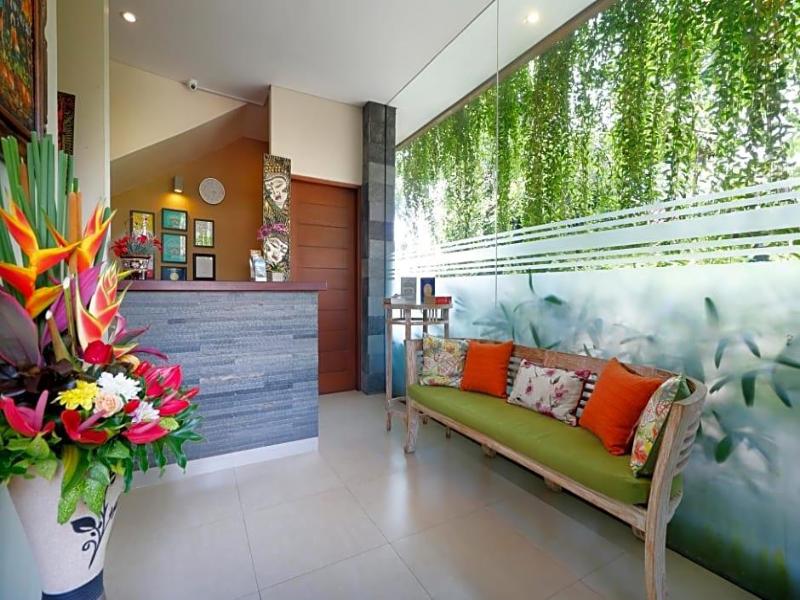Vansari Hotel Seminyak - Genel