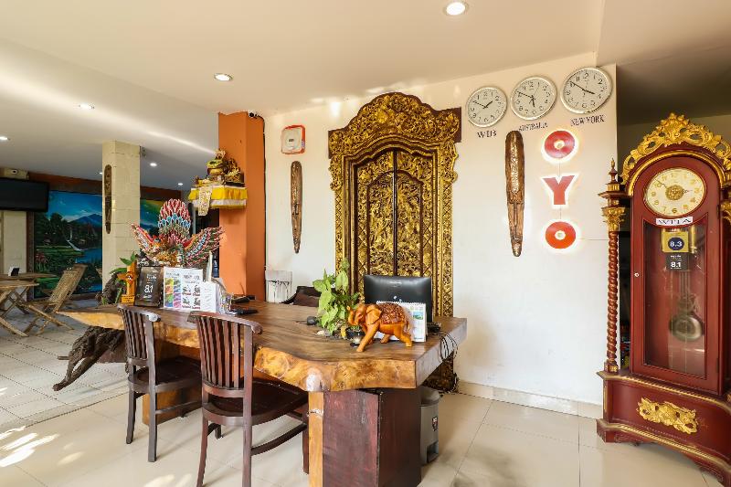 Capital O 1666 Grand Pudjawan Hotel - Lobi