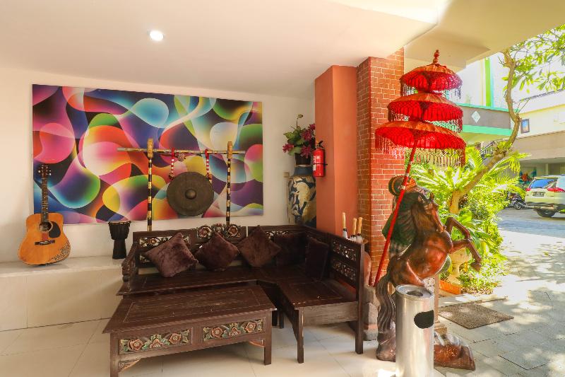 Capital O 1666 Grand Pudjawan Hotel - Lobi