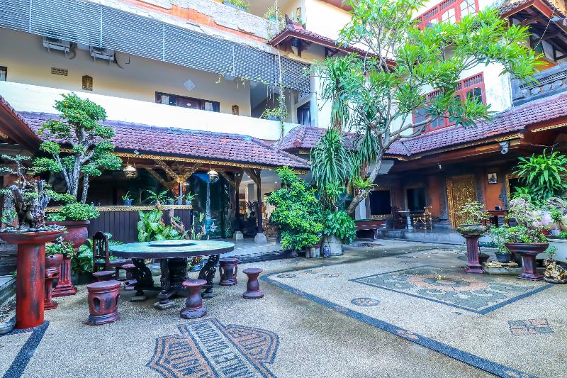 Capital O 1666 Grand Pudjawan Hotel - Lobi