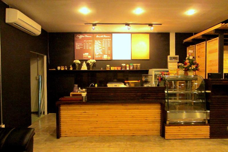 Chiang Mai D Hostel by ZUZU - Restoran