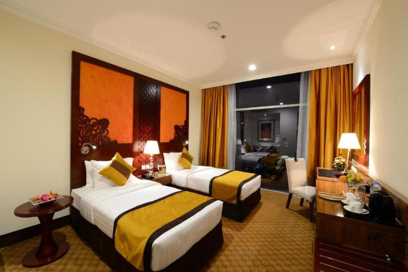 Landmark Premier Hotel - Oda