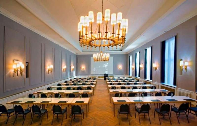 Wyndham Duisburger Hof - Toplantı