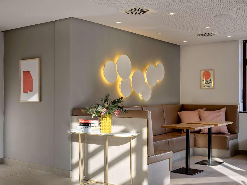 Motel One Frankfurt - Hauptbahnhof - Lobi