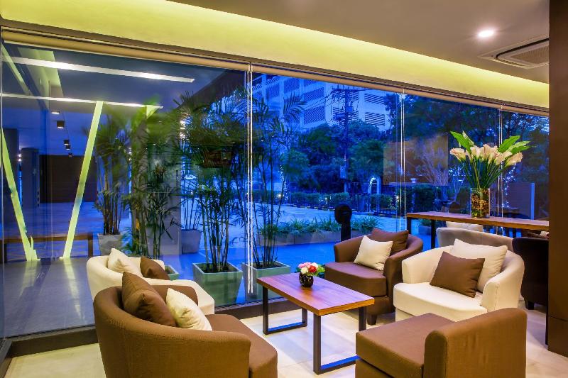 Livotel Hotel Kaset Nawamin Bangkok - Lobi