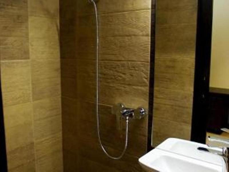 Andrassy Thai Hotel - Oda