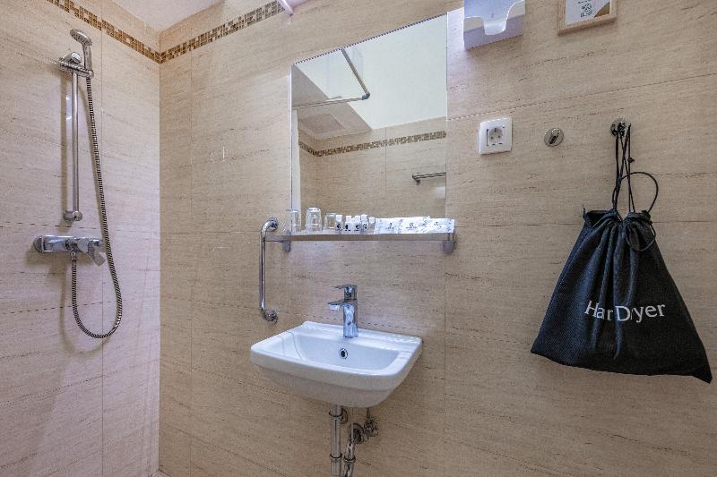 Andrassy Thai Hotel - Oda