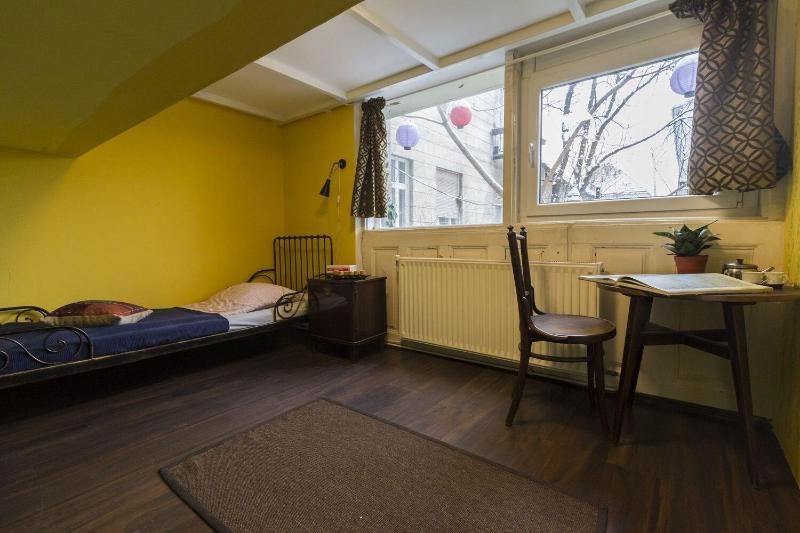 Baroque Hostel Budapest - Oda