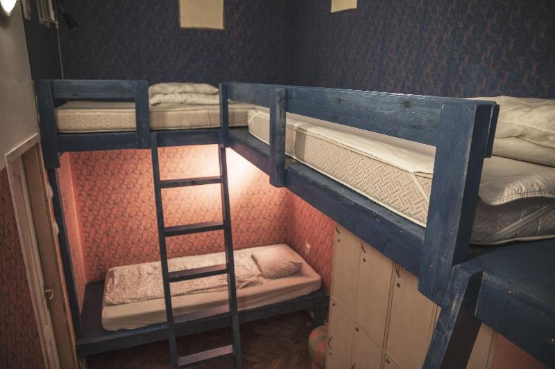 Baroque Hostel Budapest - Oda
