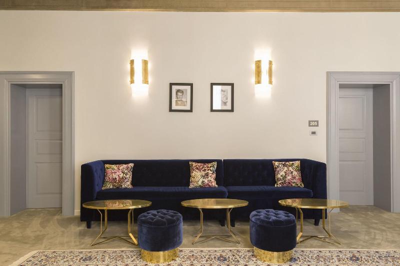 Martius Private Suites Hotel - Lobi
