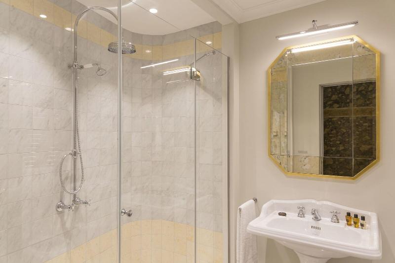 Martius Private Suites Hotel - Oda