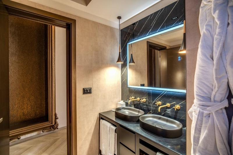 Martius Private Suites Hotel - Oda