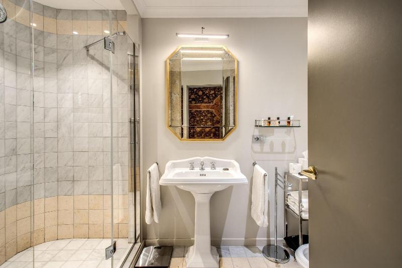 Martius Private Suites Hotel - Oda