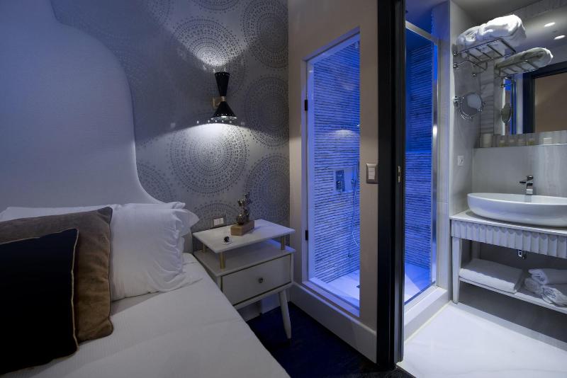 Ht6 Hotel Roma - Oda
